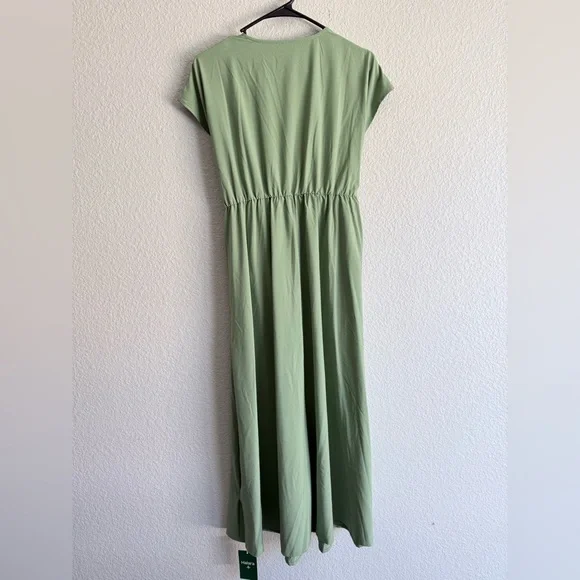 Halara Breezeful Short Sleeve Pocket Tie Back Quick Dry Midi Dress wasabi green - Picture 9 of 9